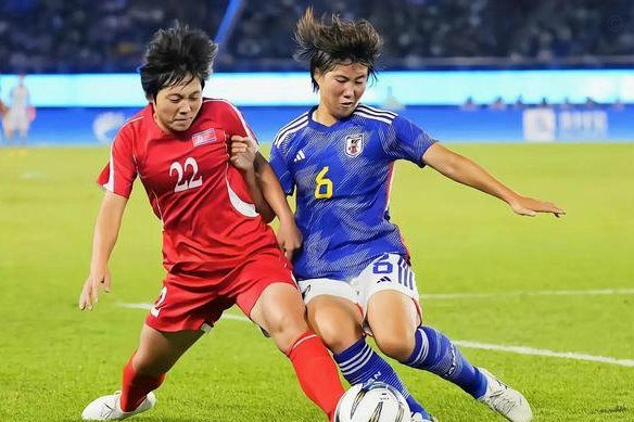 刘雨希传射，中国U17女足3-0胜印度进4强