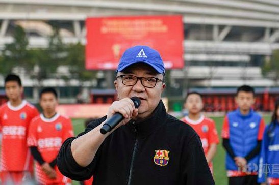 巴西行背后：董路小将面临的成长压力与潜在风险